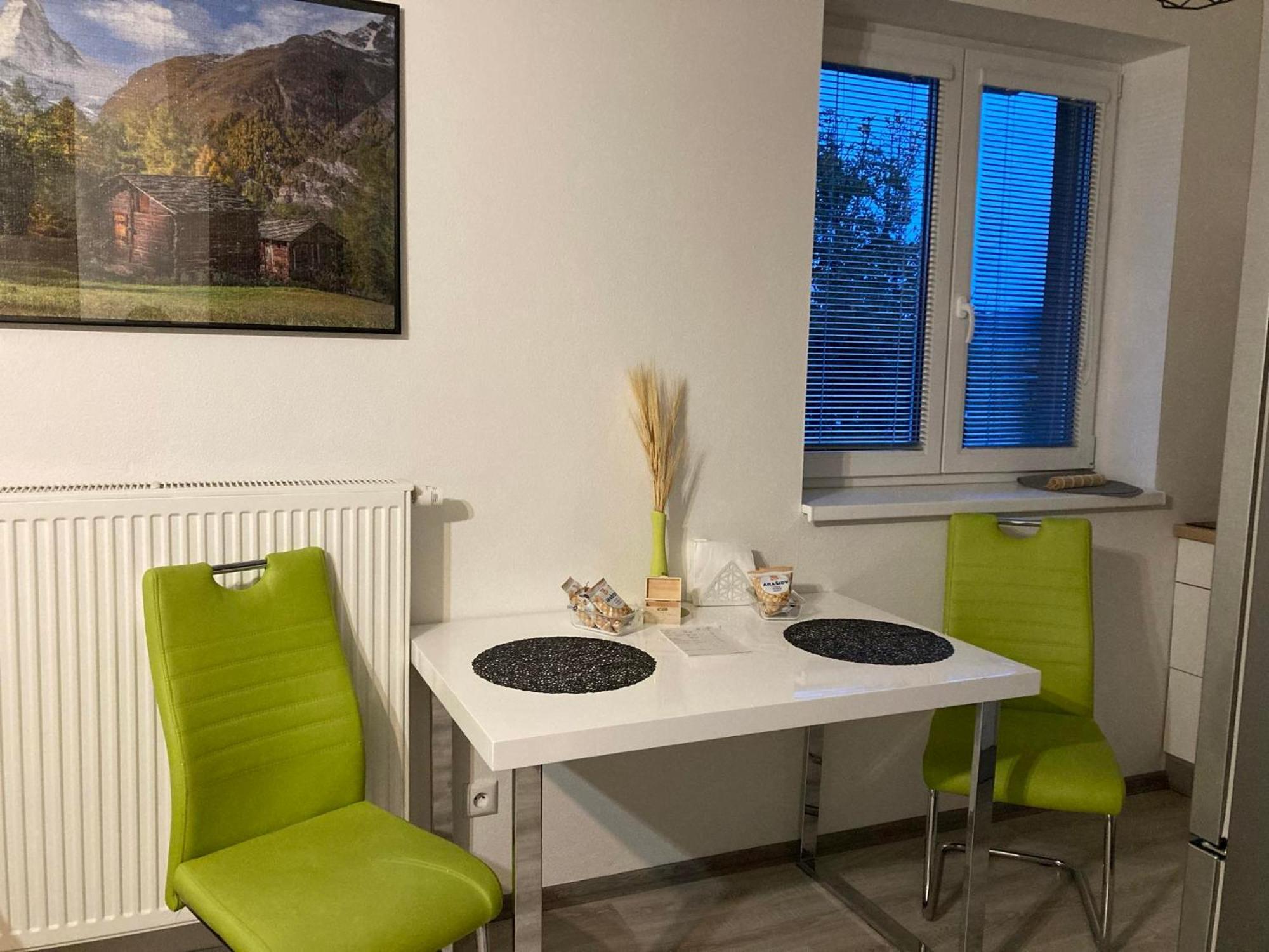 Tranquille Inn Apartment Kysucke Nove Mesto Eksteriør billede