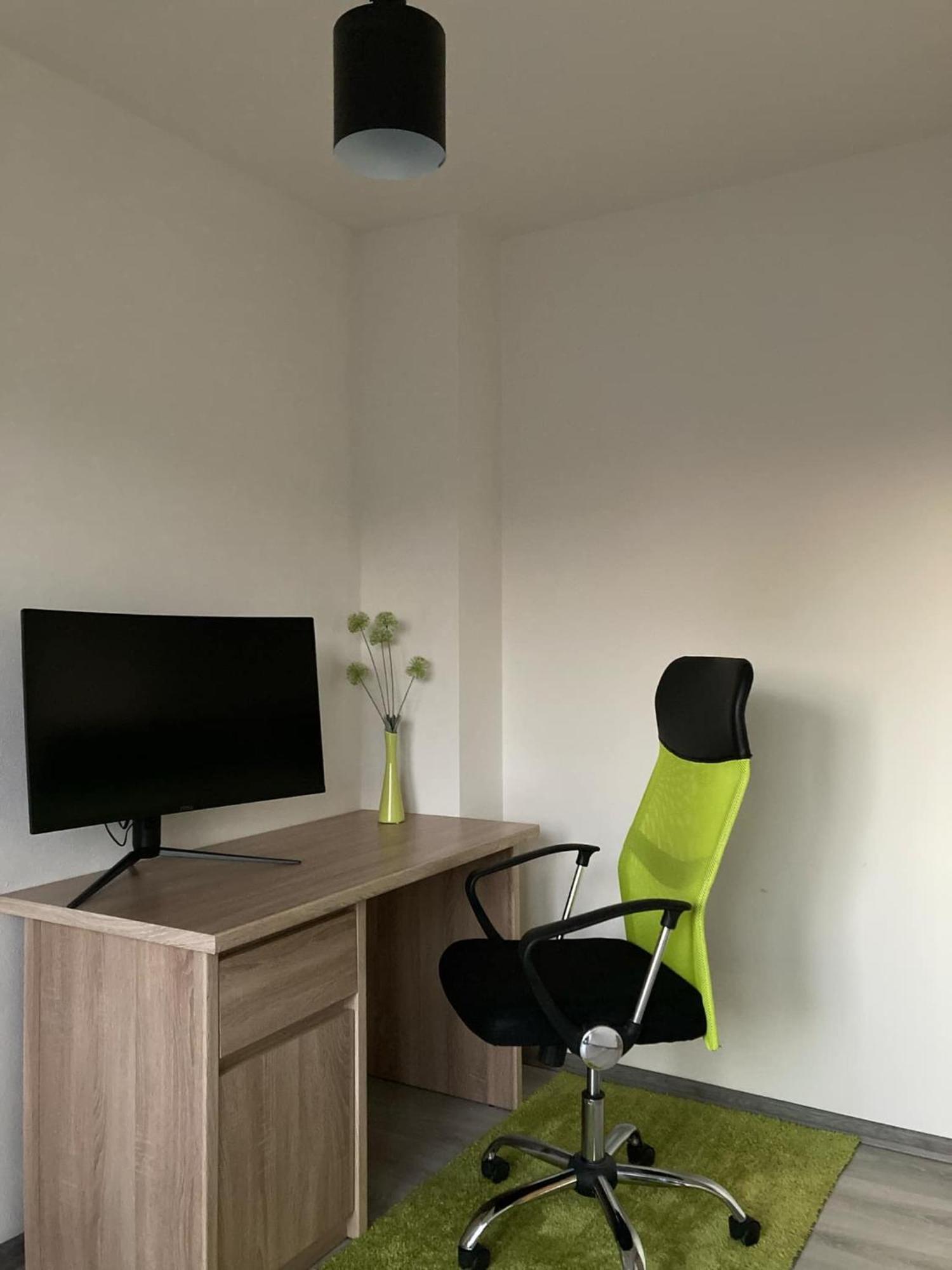 Tranquille Inn Apartment Kysucke Nove Mesto Eksteriør billede