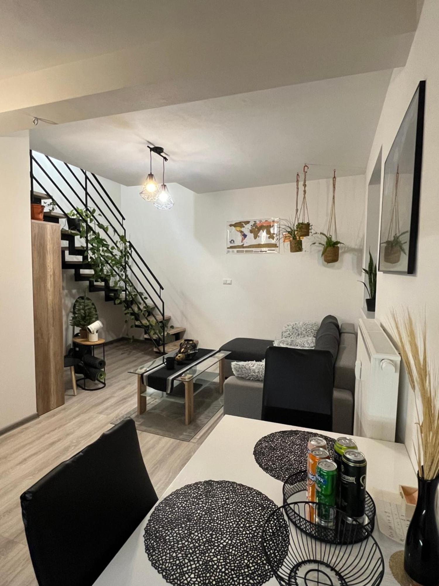 Tranquille Inn Apartment Kysucke Nove Mesto Eksteriør billede